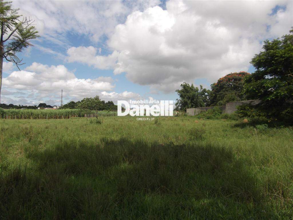 Lote à venda no Quiririm: 