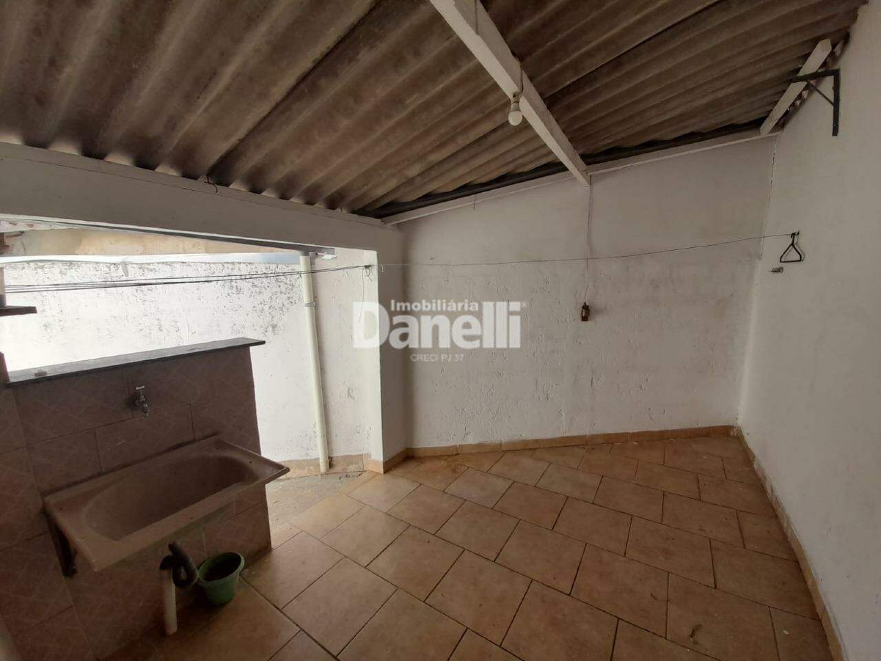 Casa para aluguel no Vila Marly: 