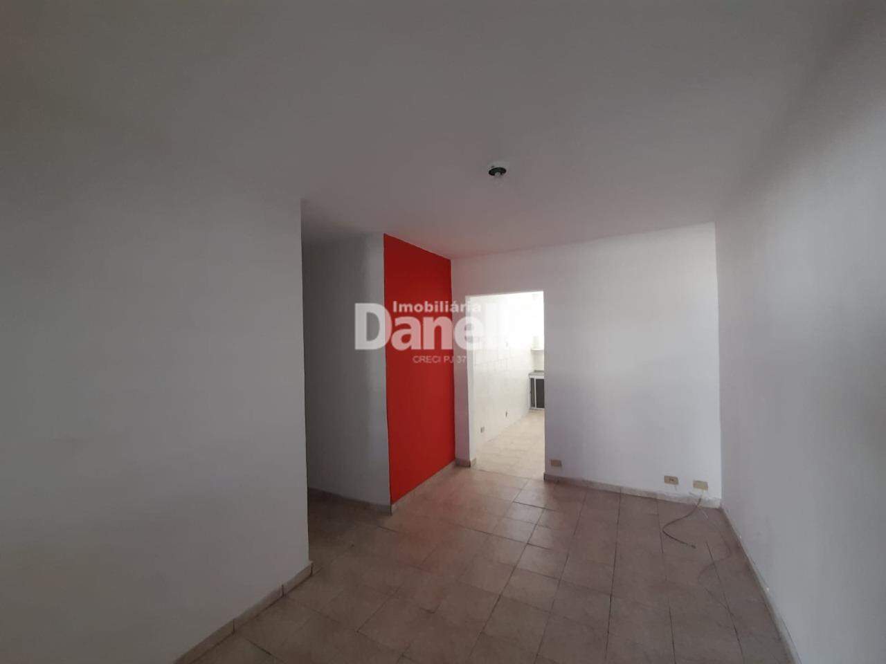 Casa para aluguel no Vila Marly: 
