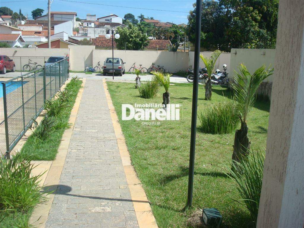 Apartamento para aluguel no Jardim Santa Clara: 