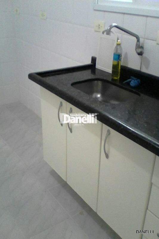 Casa em Condomínio à venda no Bairro dos Guedes: 