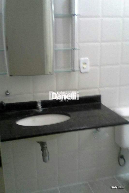 Casa em Condomínio à venda no Bairro dos Guedes: 