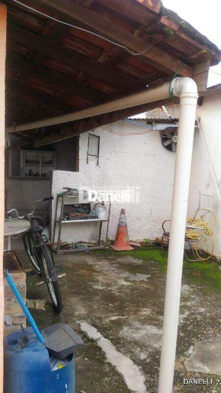 Casa à venda no Centro: 