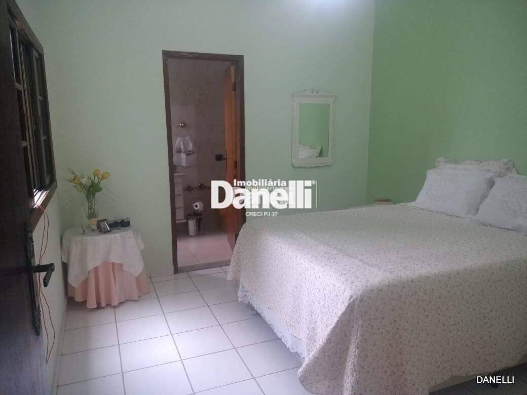 Casa à venda no Vila Areão: 