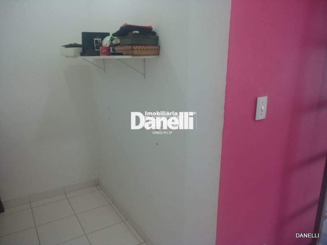 Casa à venda no Vila Areão: 