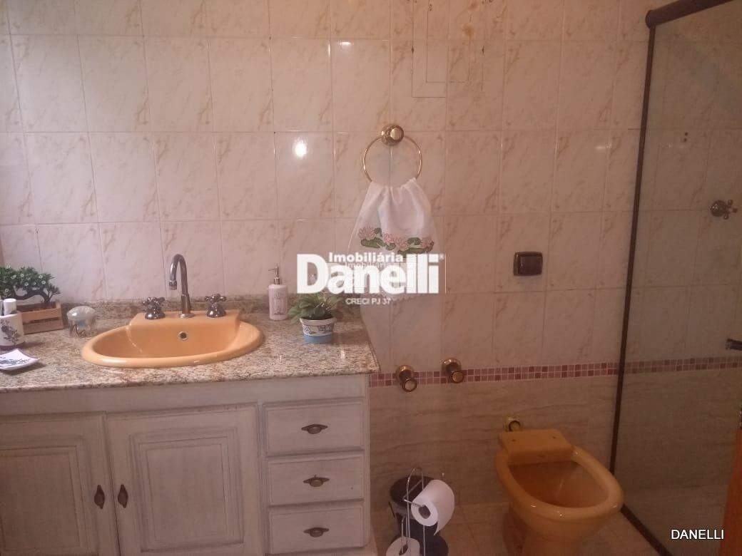 Casa à venda no Vila Areão: 