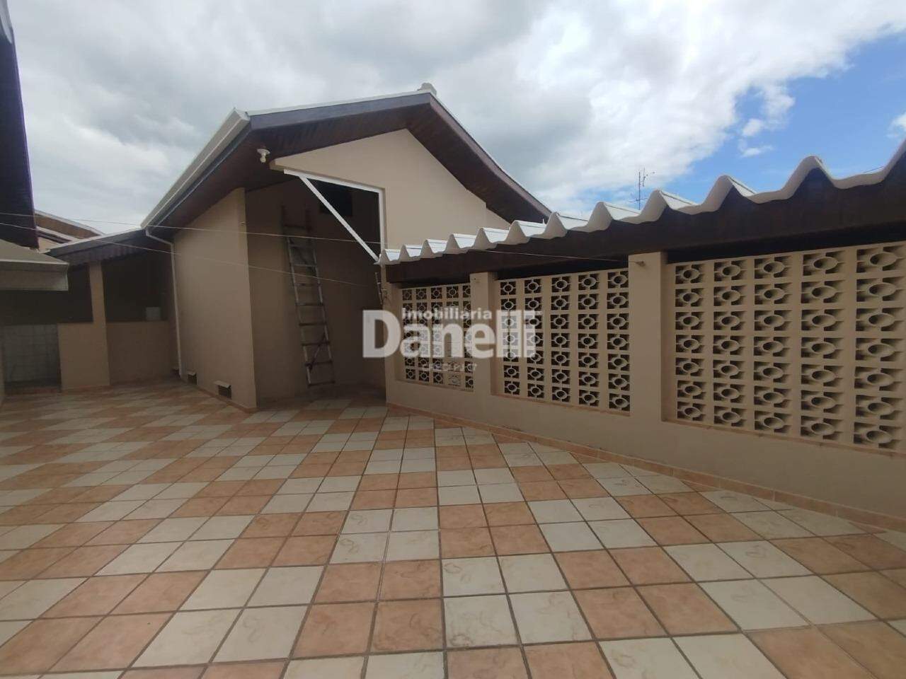 Casa para aluguel no Jardim Independência: 