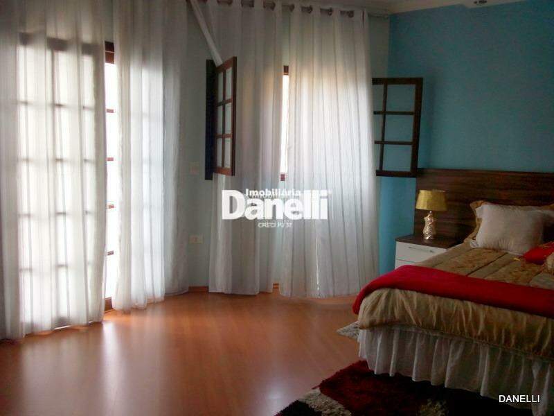 Casa à venda no Granja Daniel: 