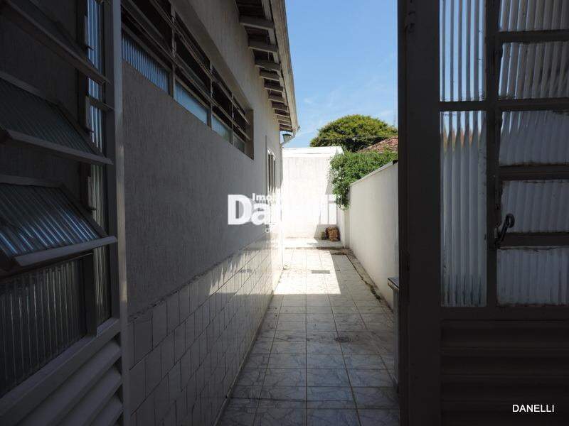 Casa à venda no Centro: 