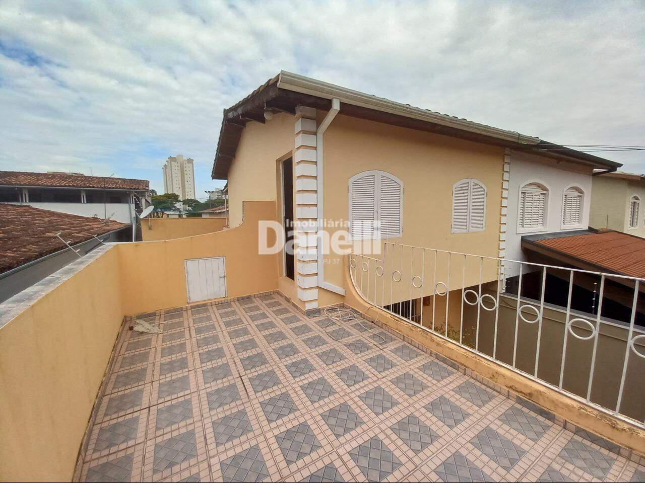Casa para aluguel no Jardim Santa Clara: 