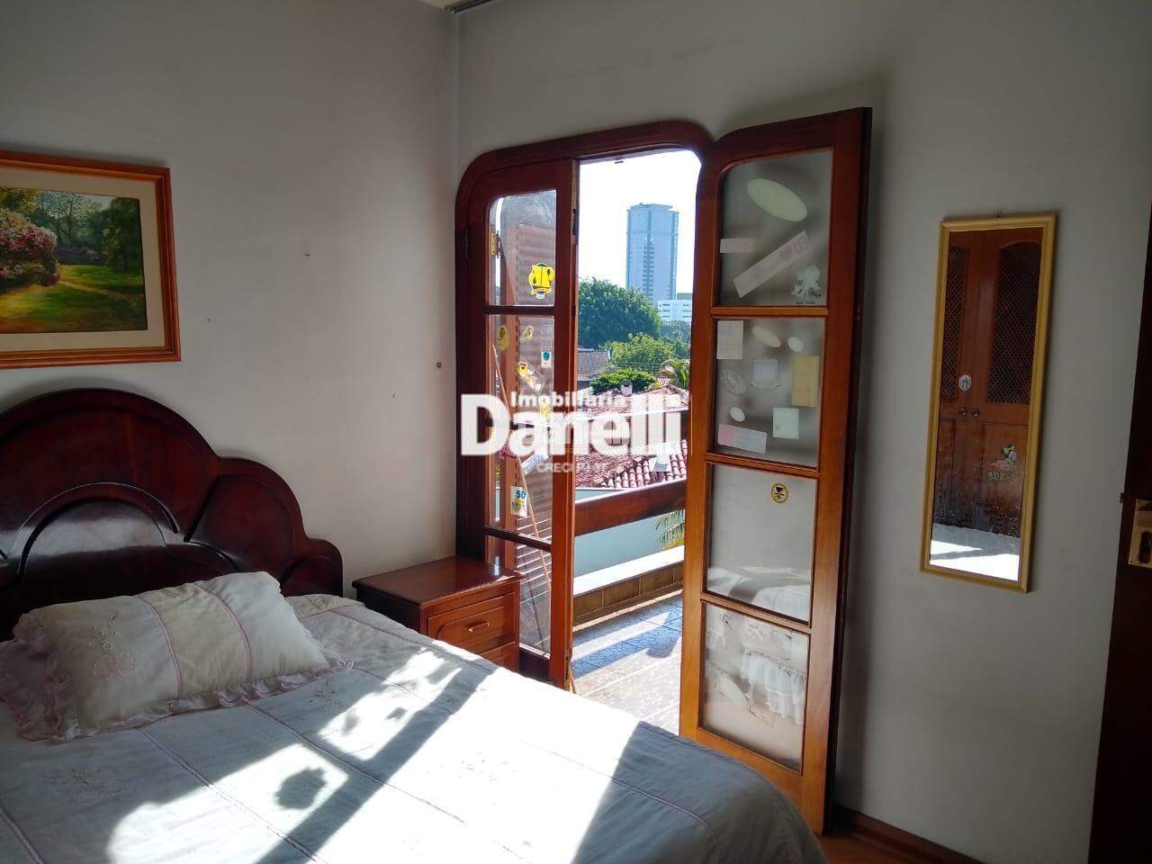 Casa à venda no Jardim das Nações: 