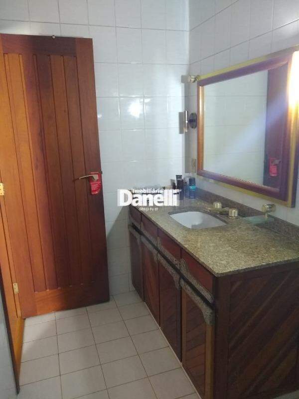 Casa à venda no Jardim das Nações: 