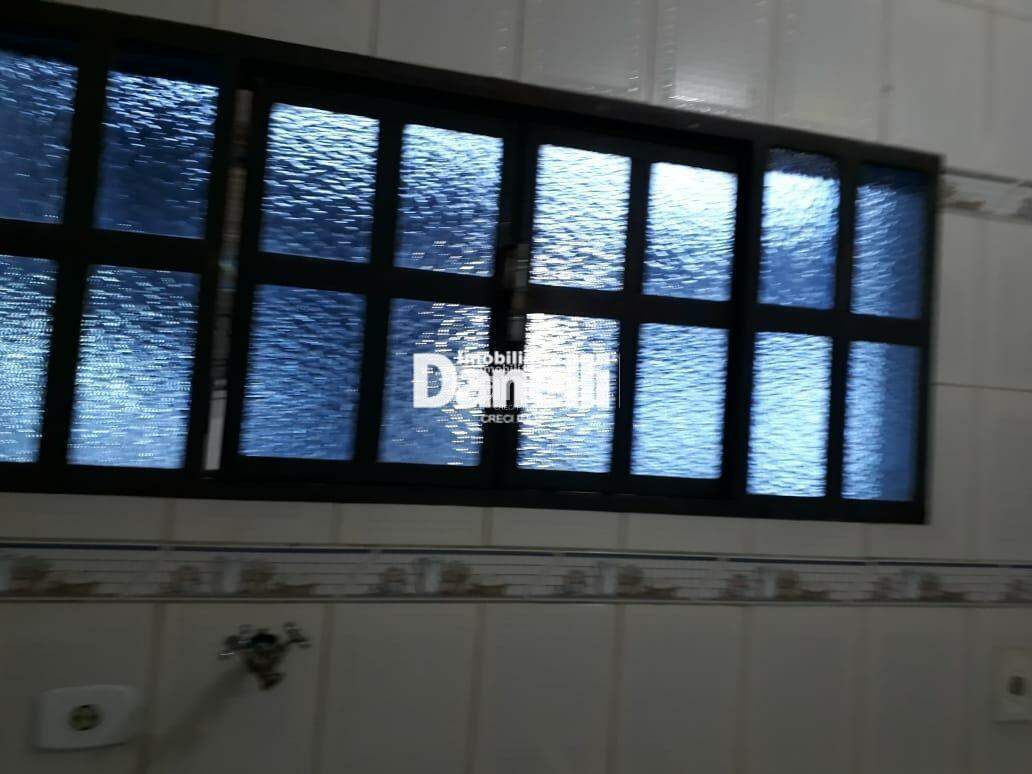Casa à venda no Centro: 
