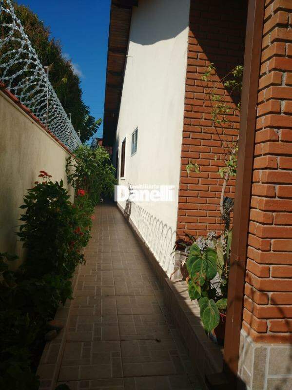 Casa à venda no Alto São Pedro: 