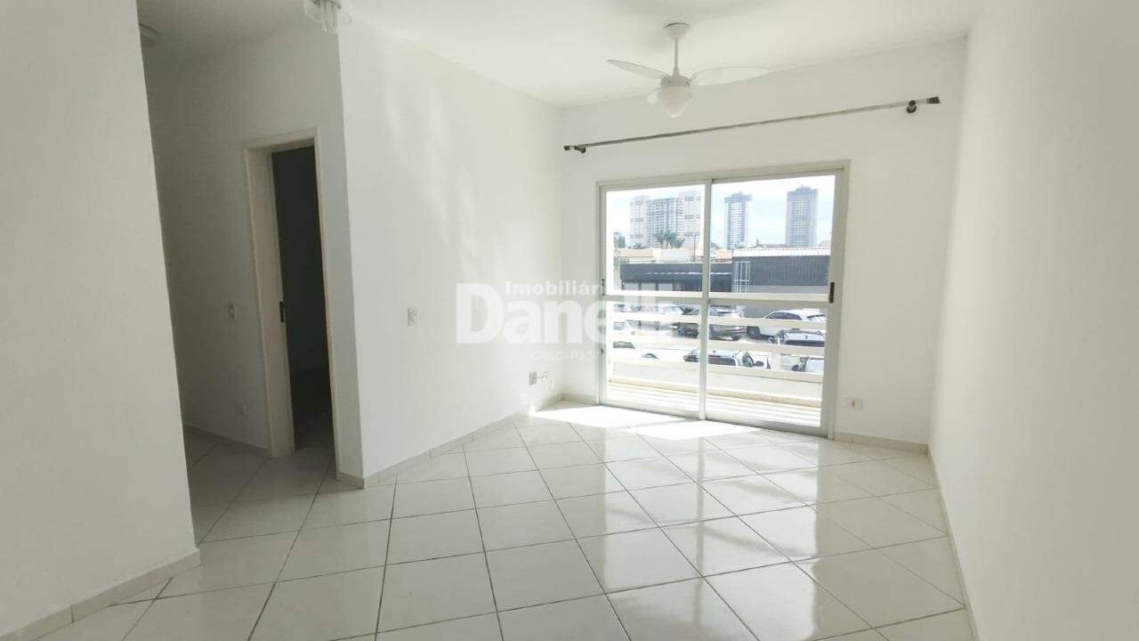 Apartamento para aluguel no Jardim das Nações: 