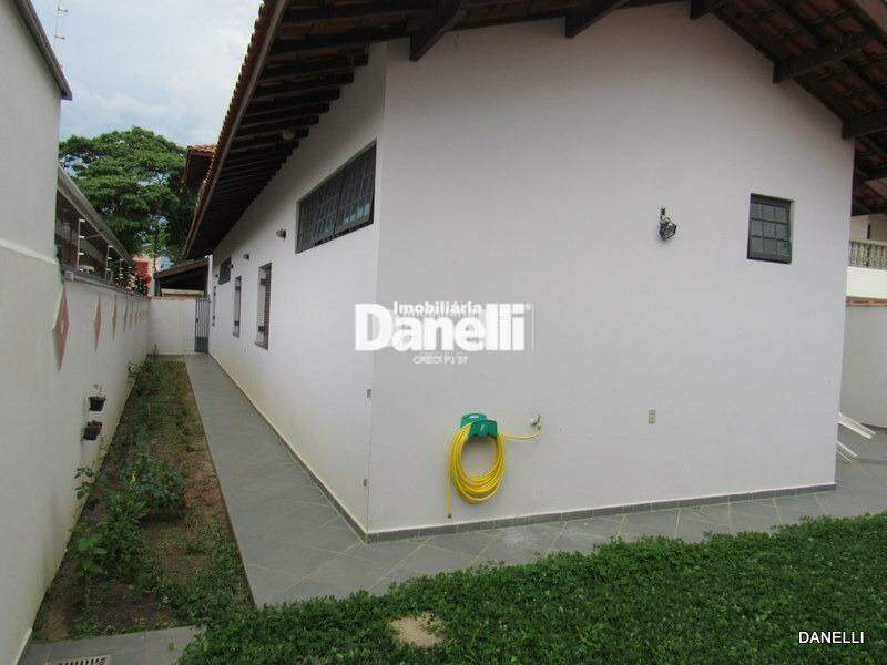 Casa à venda no Jardim das Nações: 
