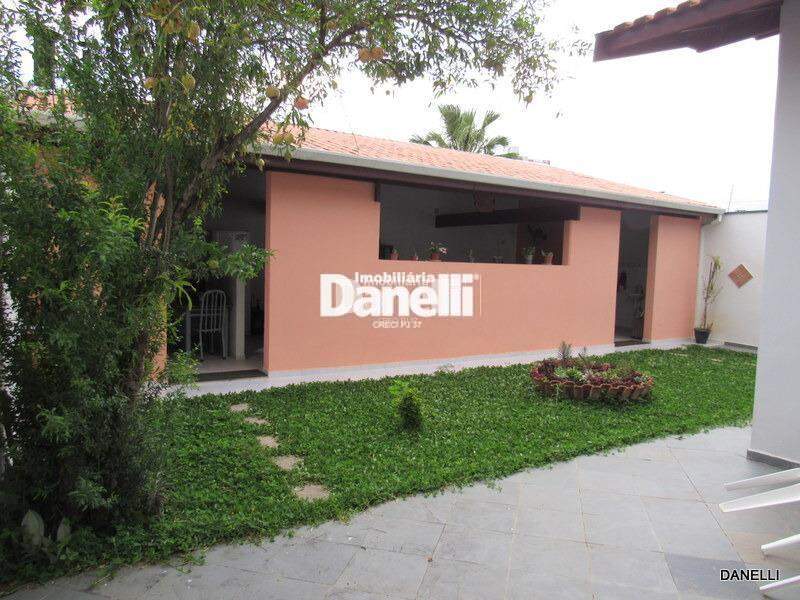 Casa à venda no Jardim das Nações: 