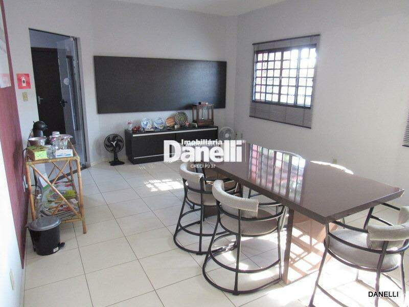 Casa à venda no Jardim das Nações: 
