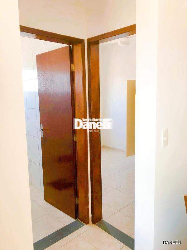 Apartamento à venda no Jardim Gurilândia: 