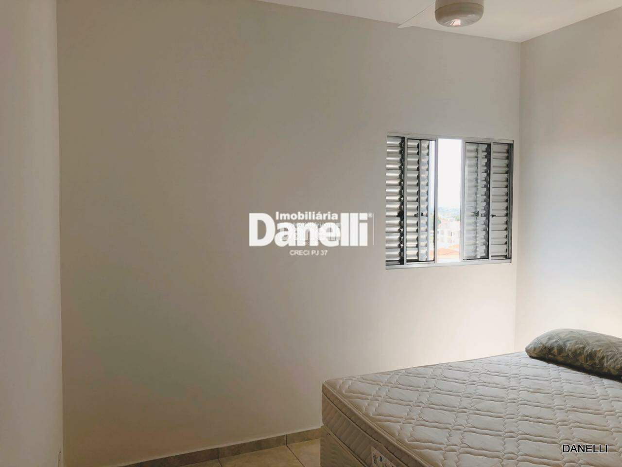 Apartamento à venda no Jardim Gurilândia: 