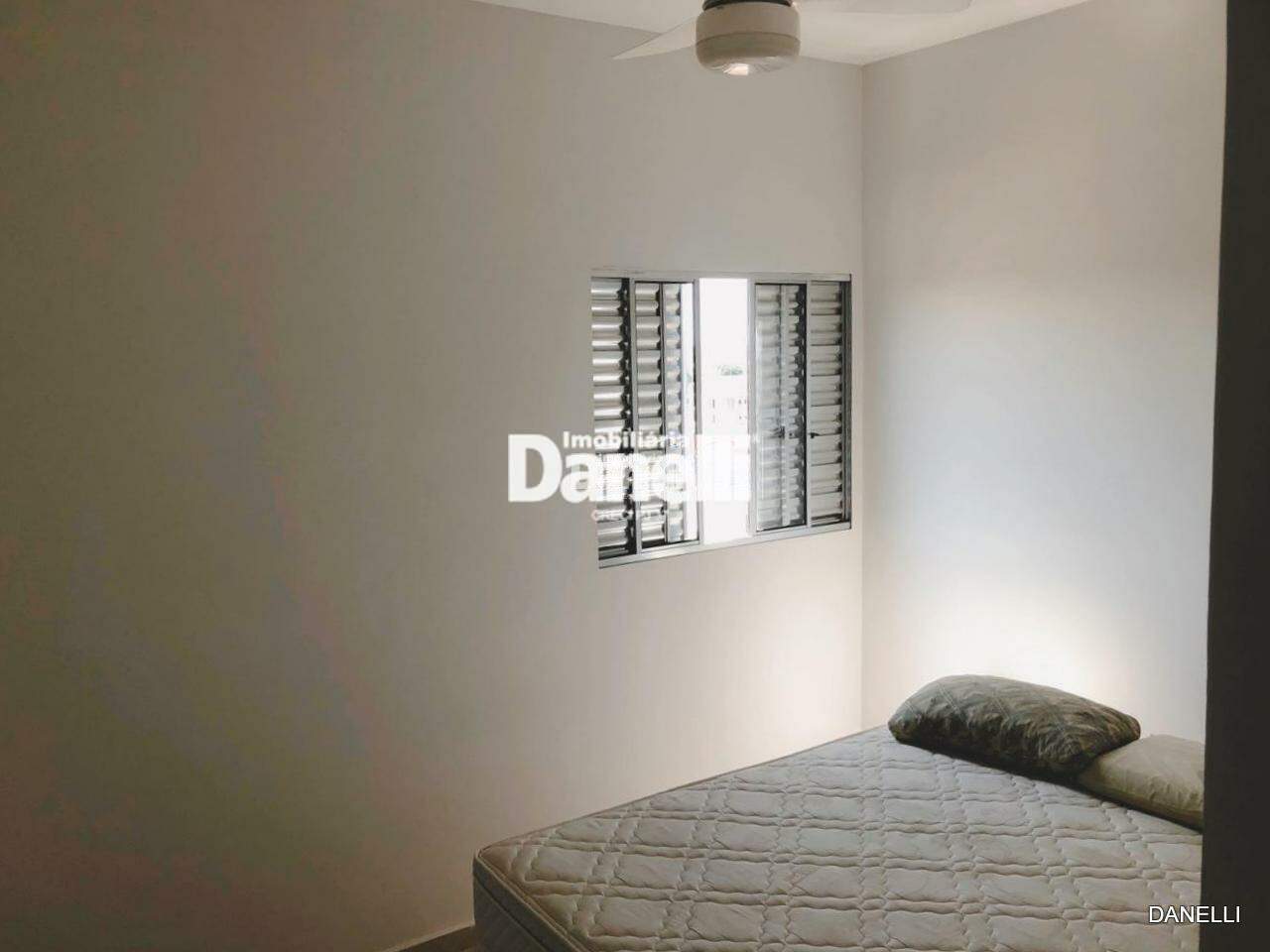 Apartamento à venda no Jardim Gurilândia: 