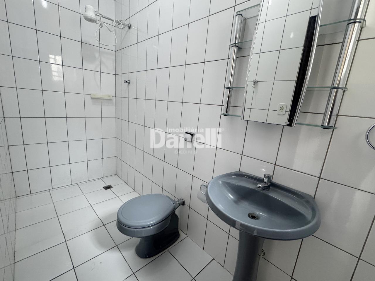 Casa para aluguel no Centro: 