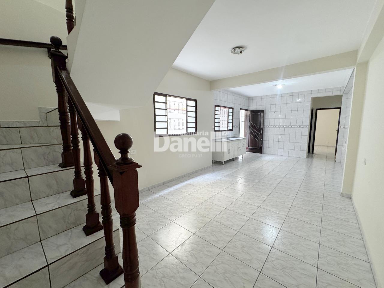 Casa para aluguel no Centro: 