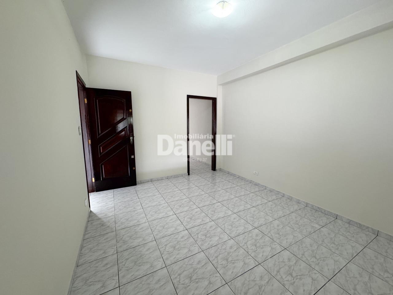 Casa para aluguel no Centro: 