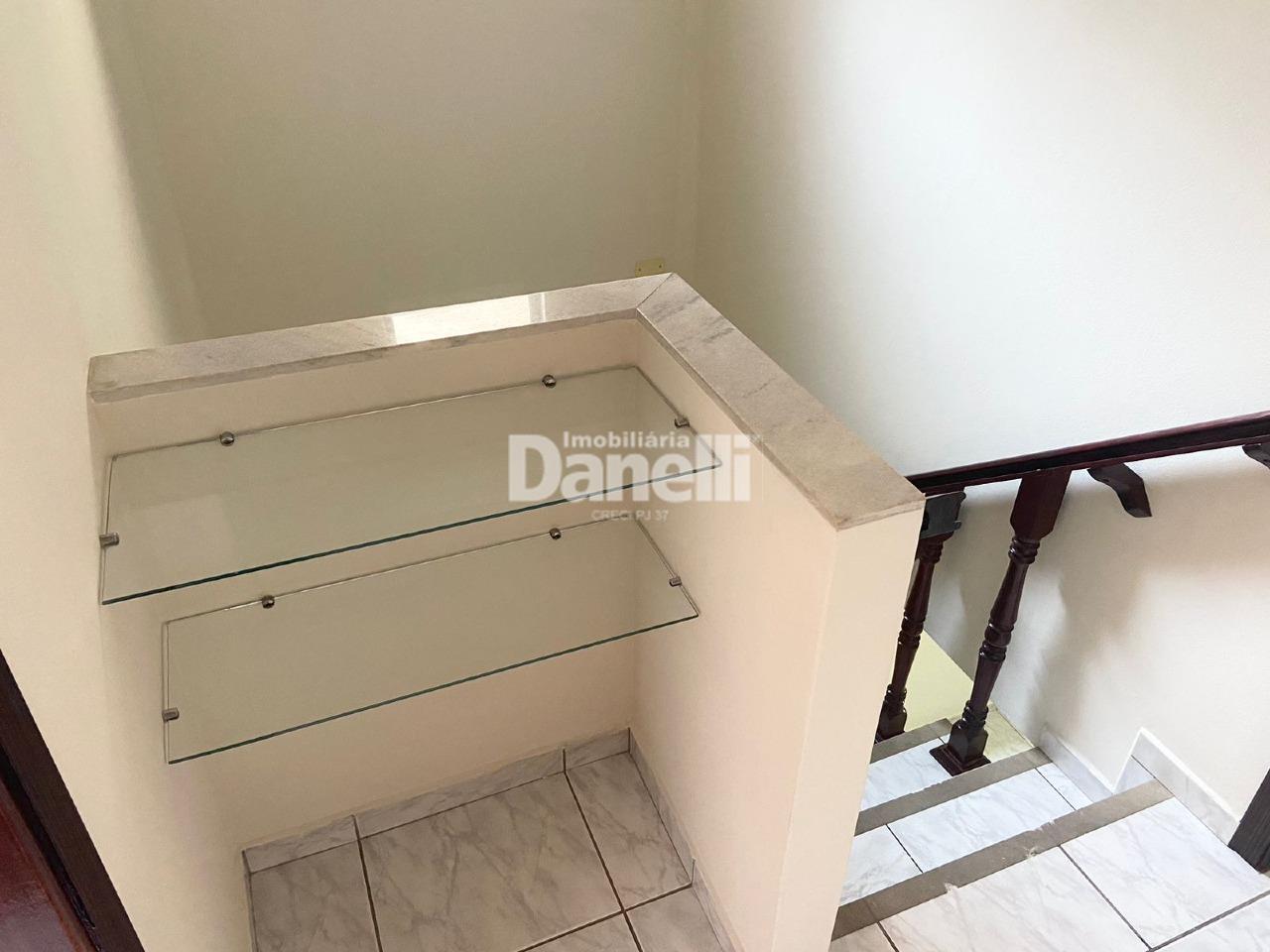 Casa para aluguel no Centro: 