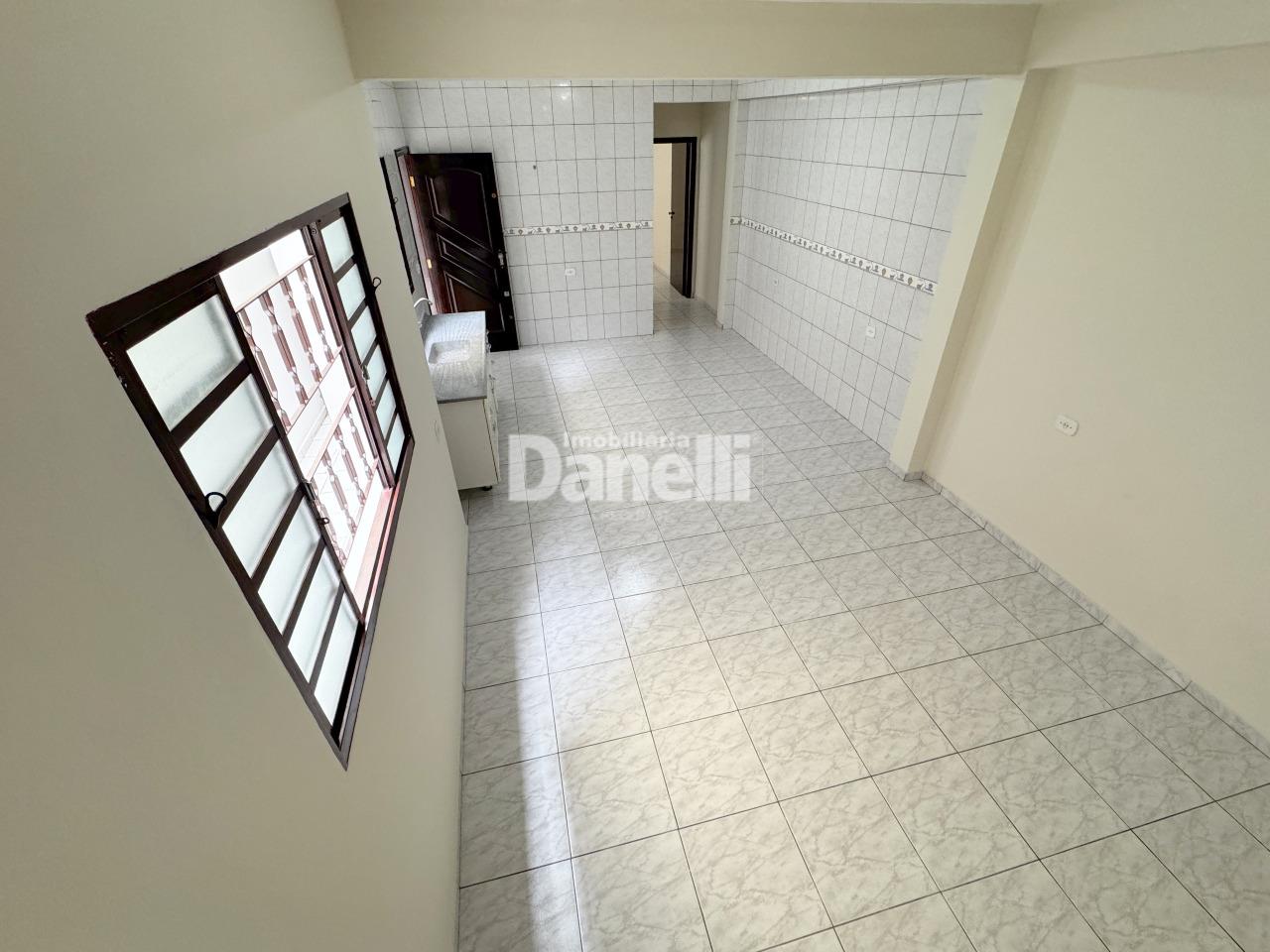 Casa para aluguel no Centro: 