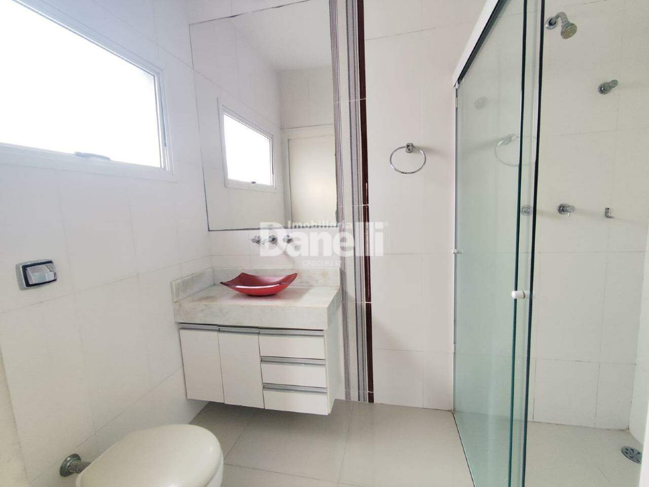 Casa em Condomínio para aluguel no Caminho Novo: 