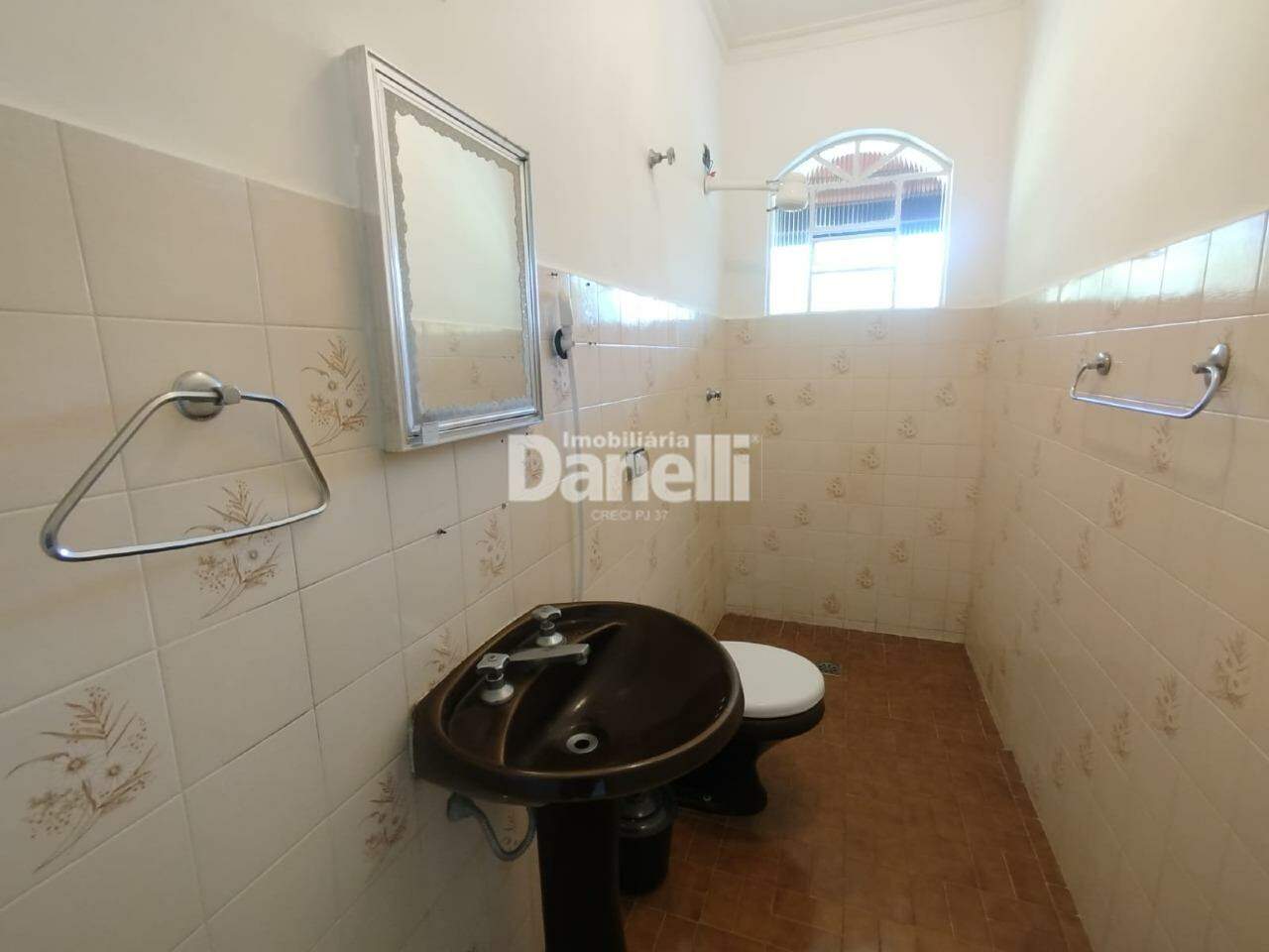 Casa para aluguel no Jardim das Nações: 