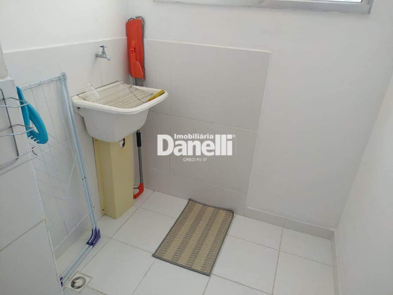 Apartamento para aluguel no Jardim Santa Clara: 