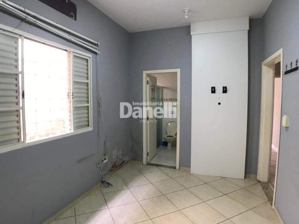 Casa à venda no Centro: 