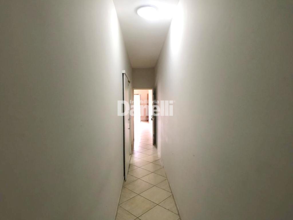 Casa à venda no Centro: 