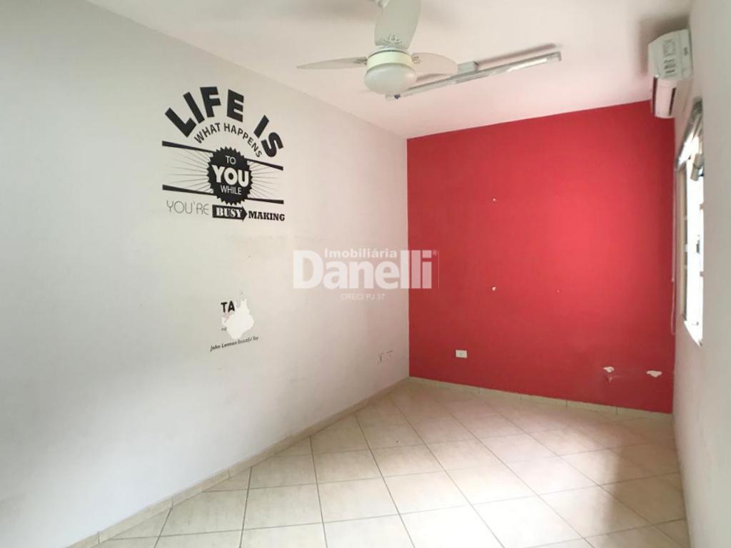 Casa à venda no Centro: 