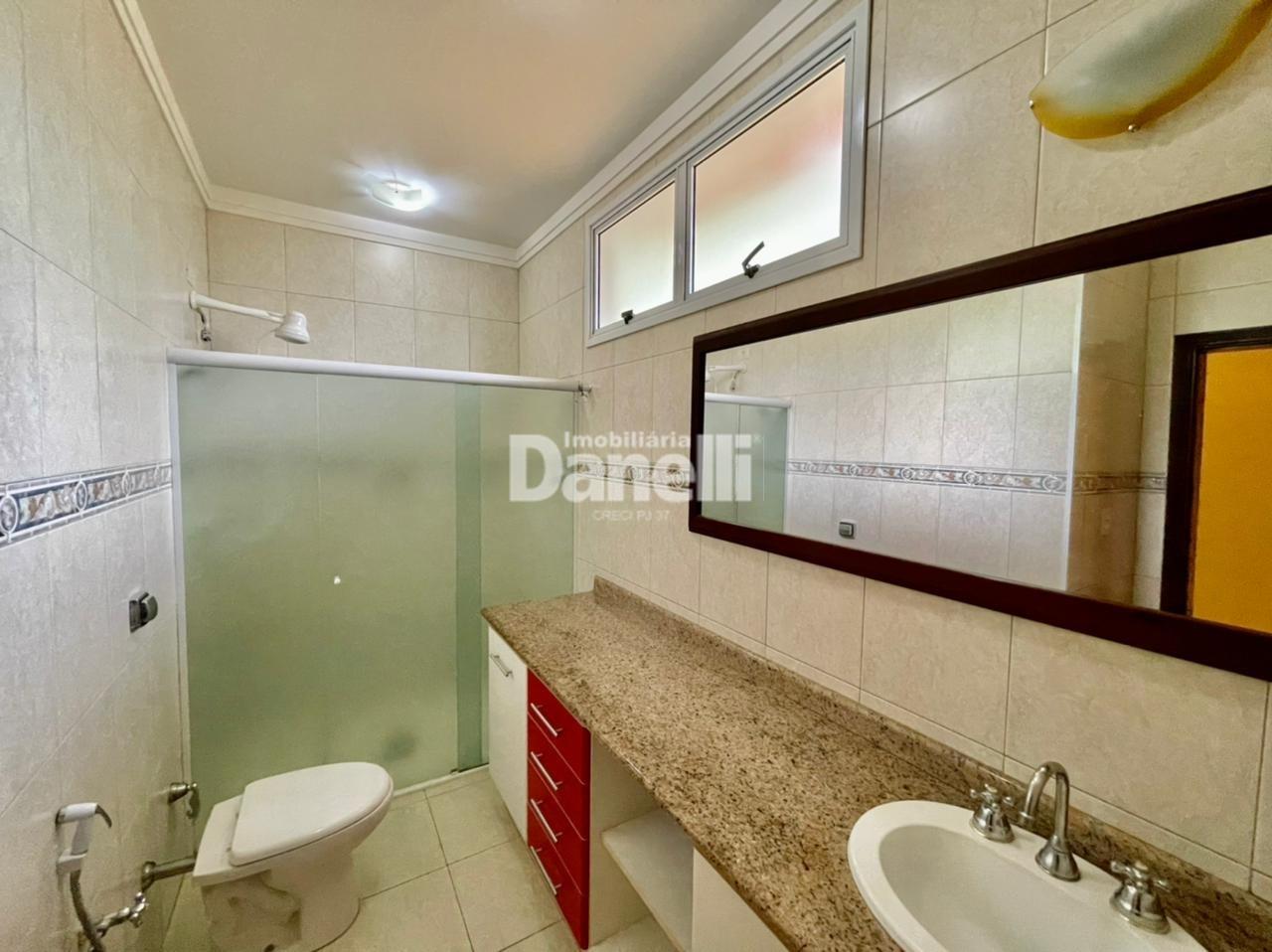 Casa em Condomínio à venda no Condomínio Taubaté Village: 