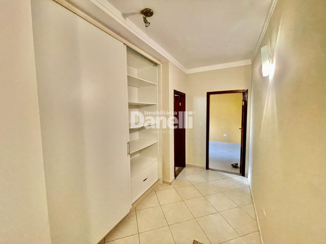 Casa em Condomínio à venda no Condomínio Taubaté Village: 