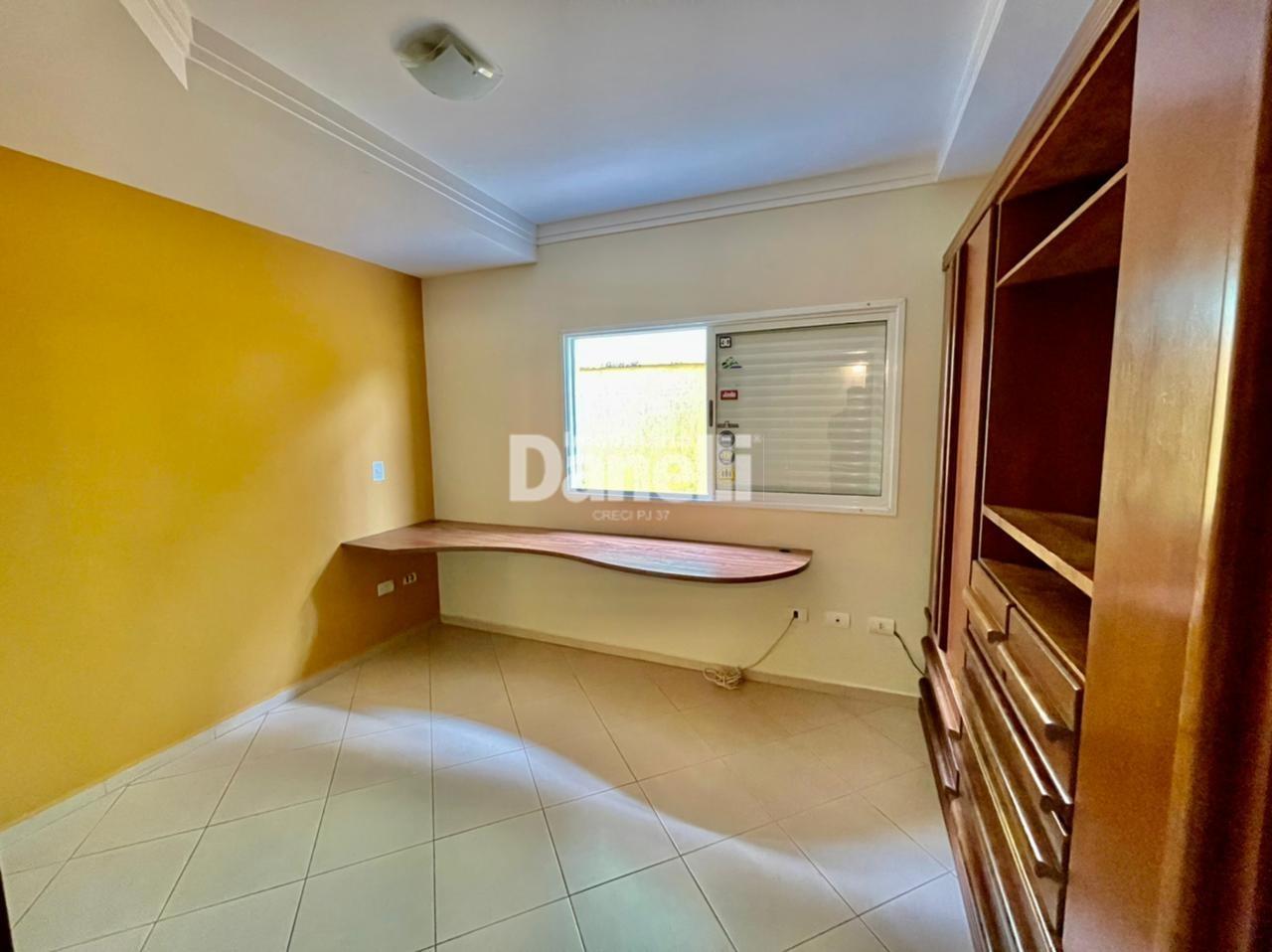 Casa em Condomínio à venda no Condomínio Taubaté Village: 