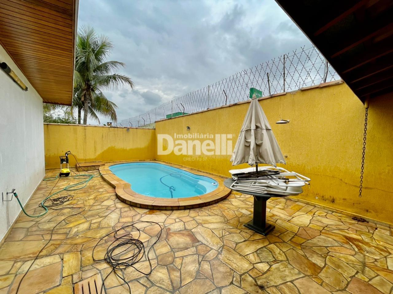 Casa em Condomínio à venda no Condomínio Taubaté Village: 