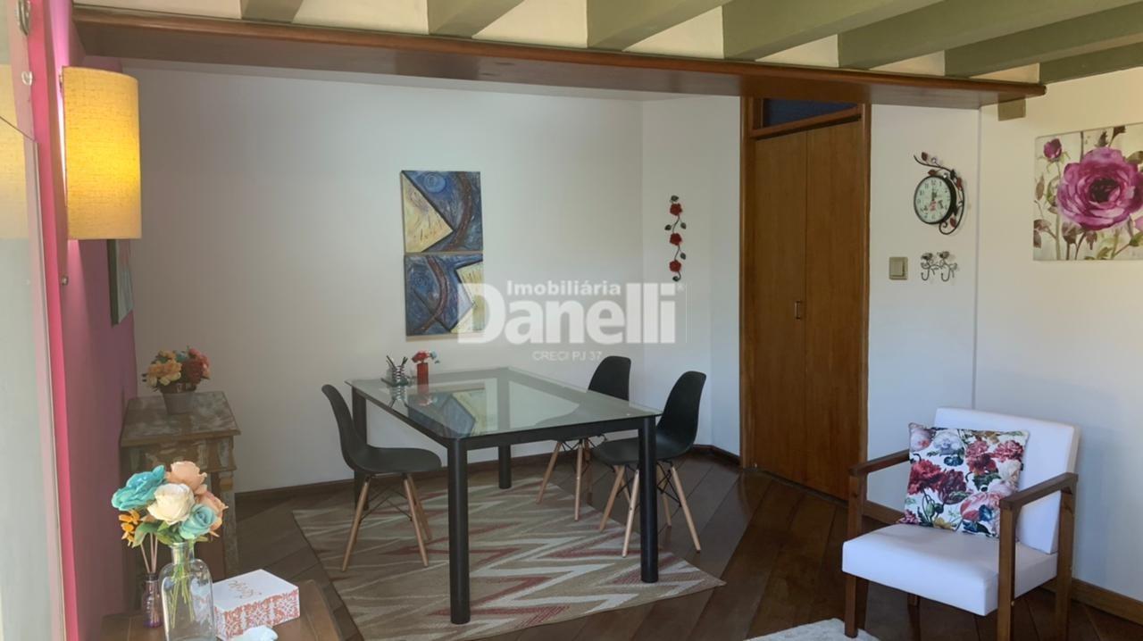 Casa à venda no Centro: 