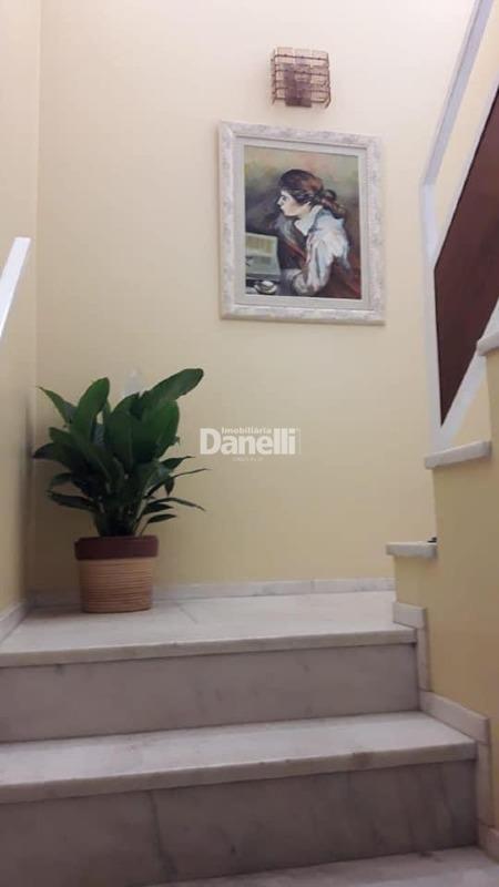 Casa à venda no Centro: 