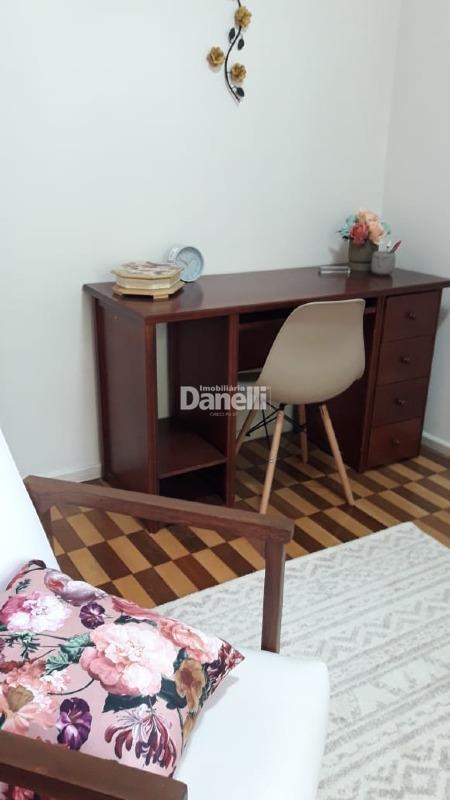 Casa à venda no Centro: 