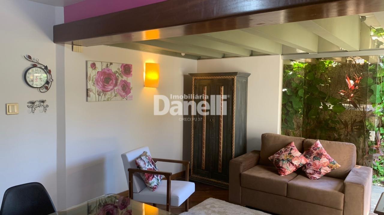 Casa à venda no Centro: 