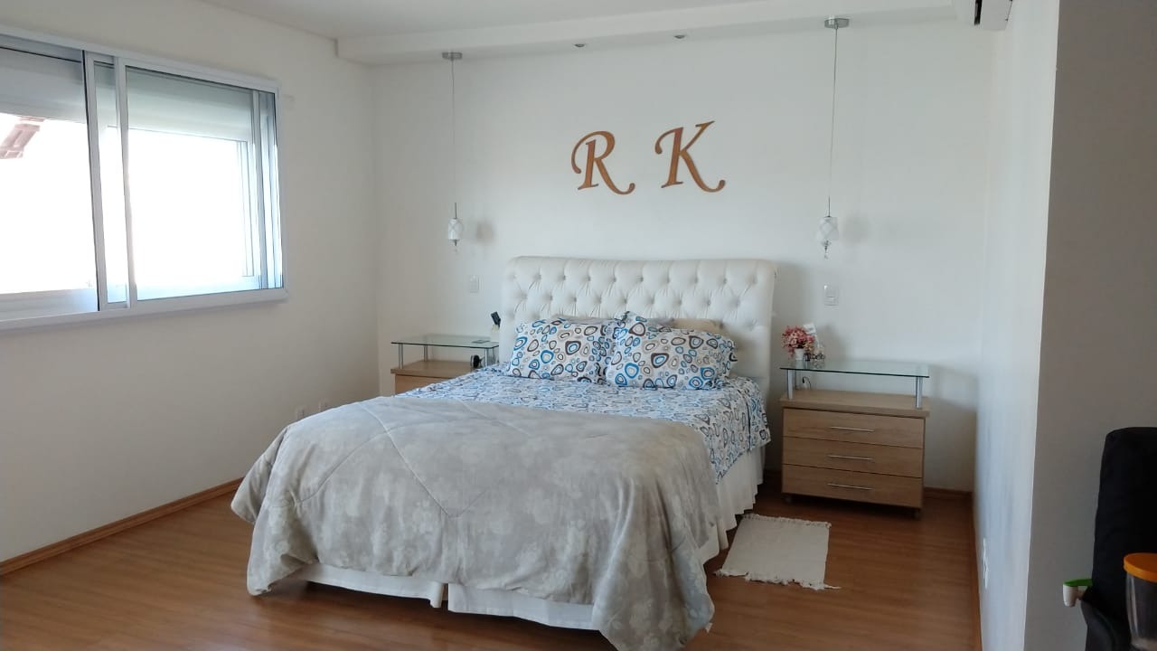 Casa em Condomínio para aluguel no Caminho Novo: 