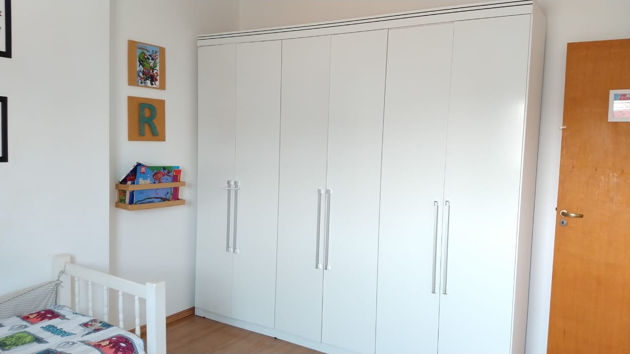 Casa em Condomínio para aluguel no Caminho Novo: 