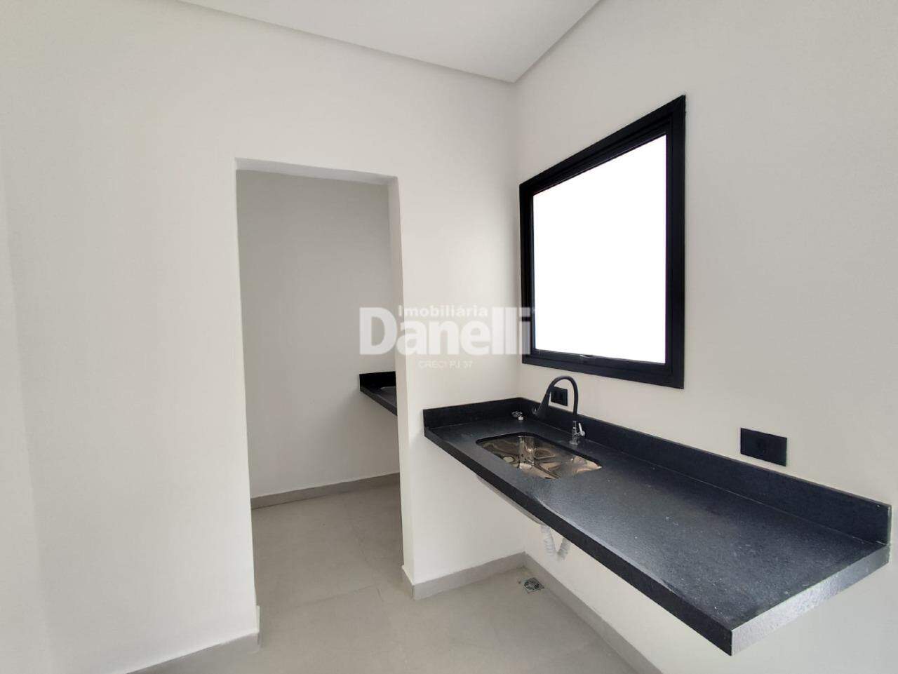 Casa para aluguel no Centro: 