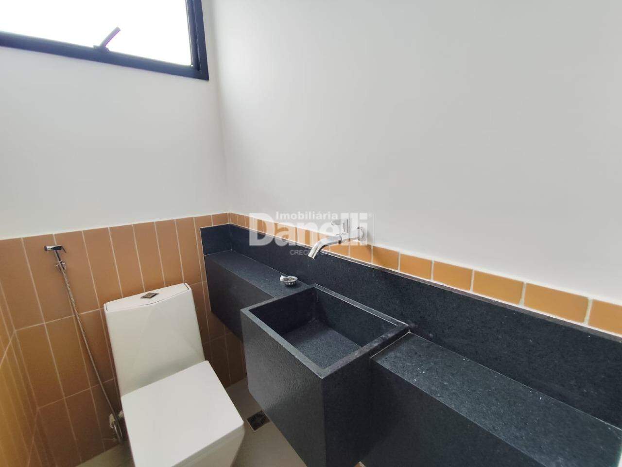 Casa para aluguel no Centro: 