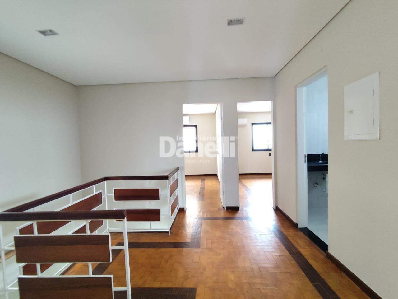 Casa para aluguel no Centro: 