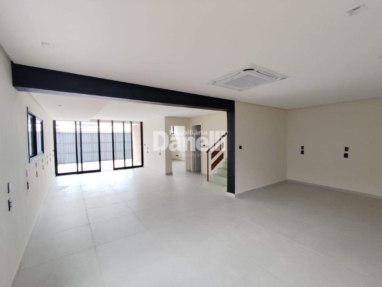 Casa para aluguel no Centro: 